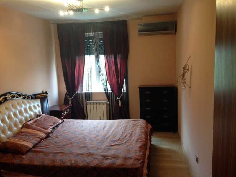 Дава се под наем Двустаен апартамент в София, Люлин - център - 67 кв.м за 448.8 € - Снимка #1