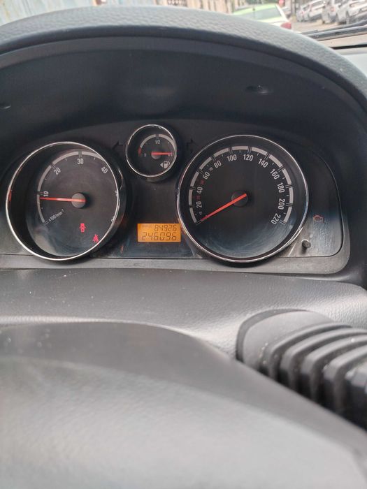 Opel Antara 2007, motorizare 2.0 diesel