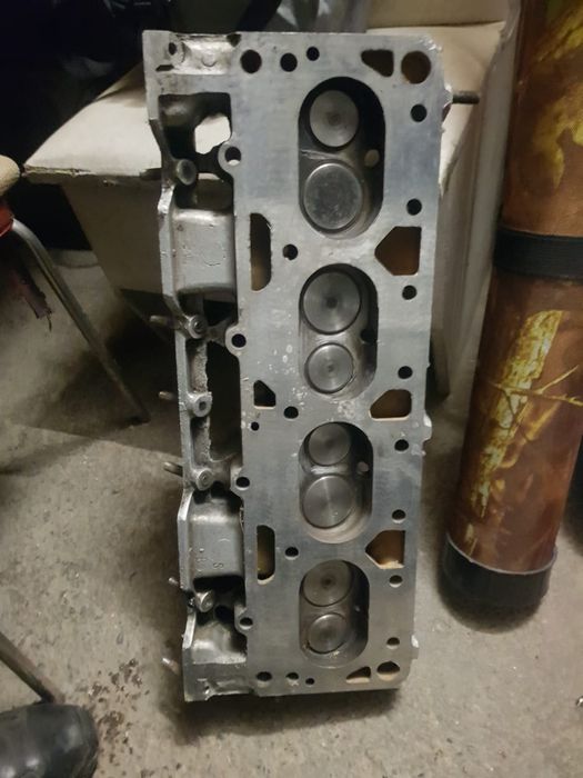 Продам головку блока Зил