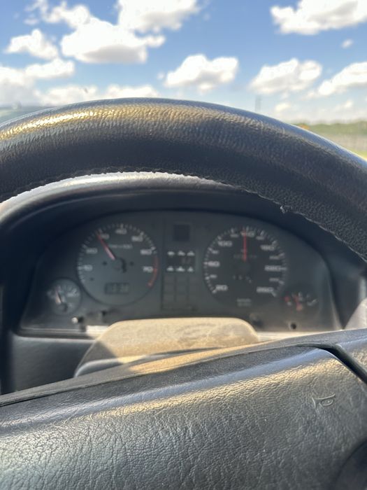 Audi 80 b4 2.3 автомат