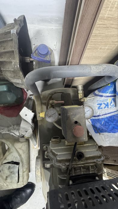 Компрессор почти новый