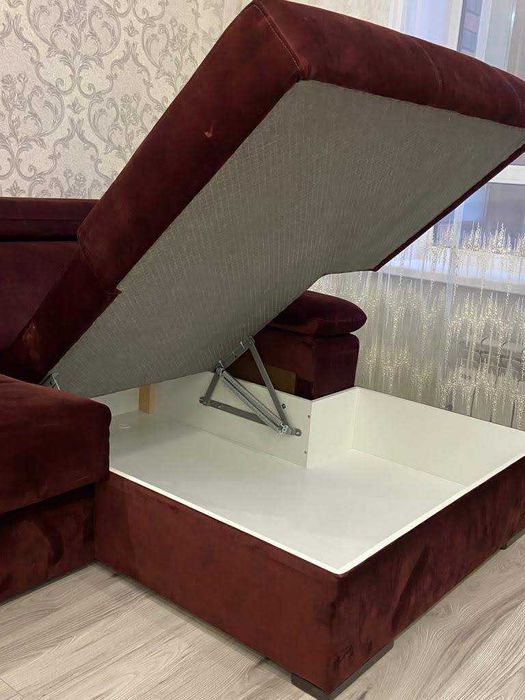 Продам красивый диван