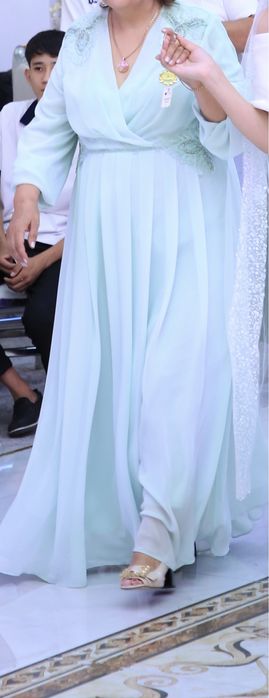 Продам платье состояние отличное