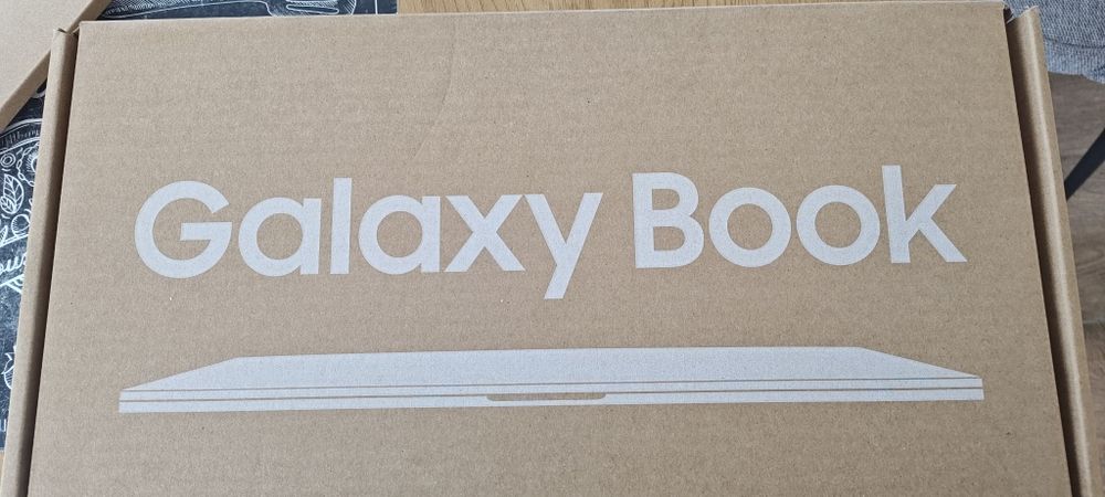 Laptop Galaxy Book Edge