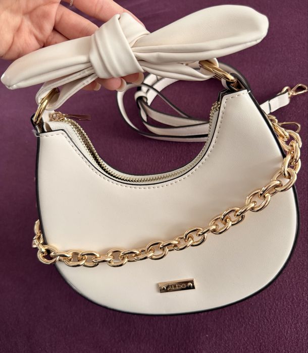 Gentuță Aldo alba ecru