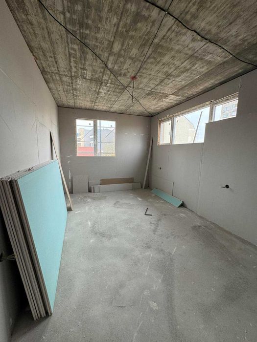 Продава се Двустаен апартамент в Плевен, Идеален център - 79 кв.м за 1330 €/кв.м - Снимка #2