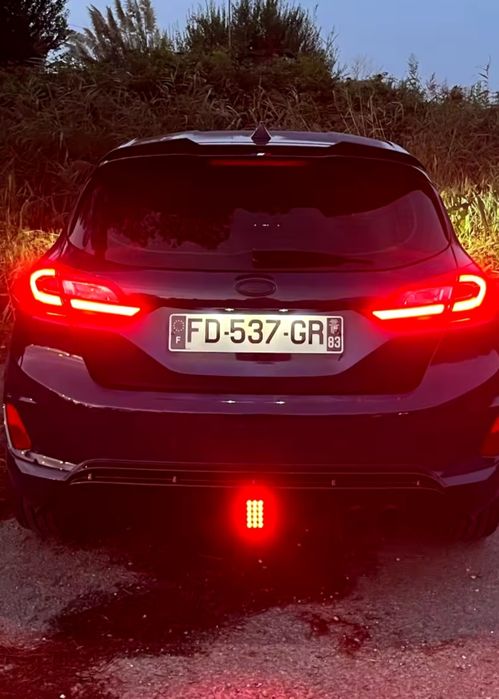 Lampa led F1 Stop frana Formula 1 Stop Suplimentar Frana Flash Stobo