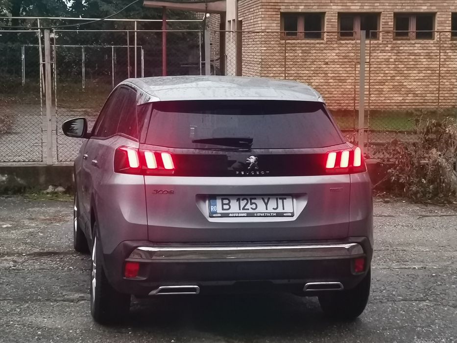 Peugeot 3008 1.2 benzina