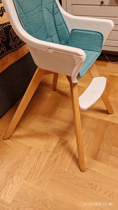 KinderKraft TIXI столче за хранене