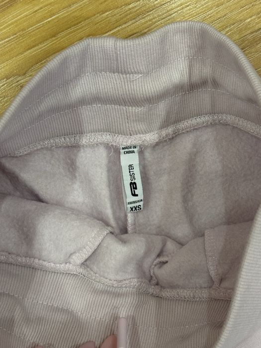 Долнища Nike, New yorker