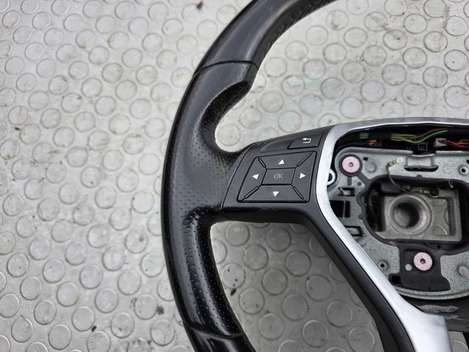 Волан за Mercedes W218 без Airbag
