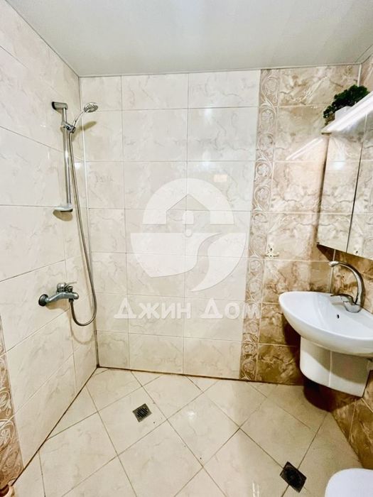 Продава се Двустаен апартамент в Бургас, Център - 45 кв.м за 2976 €/кв.м - Снимка #6