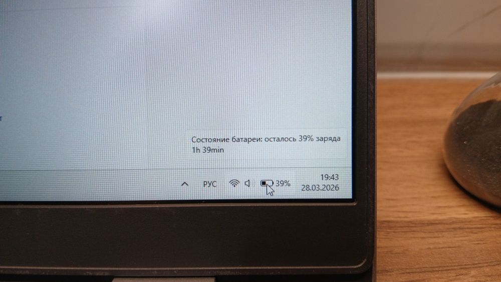 Dell latitude i3 11 avlod  8GB+256GB FullHD