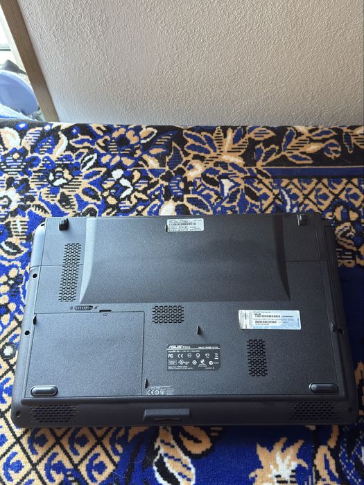 Laptop ASUS P50IJ, curățat și întreținut, Windows 10 Home (ideal office/școală)