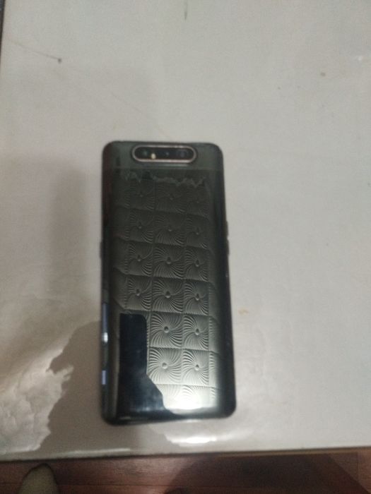 Телефон Самсунг а80 б.у