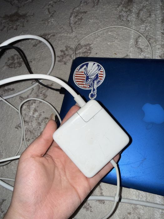 Macbook нерабочий (можно починить)