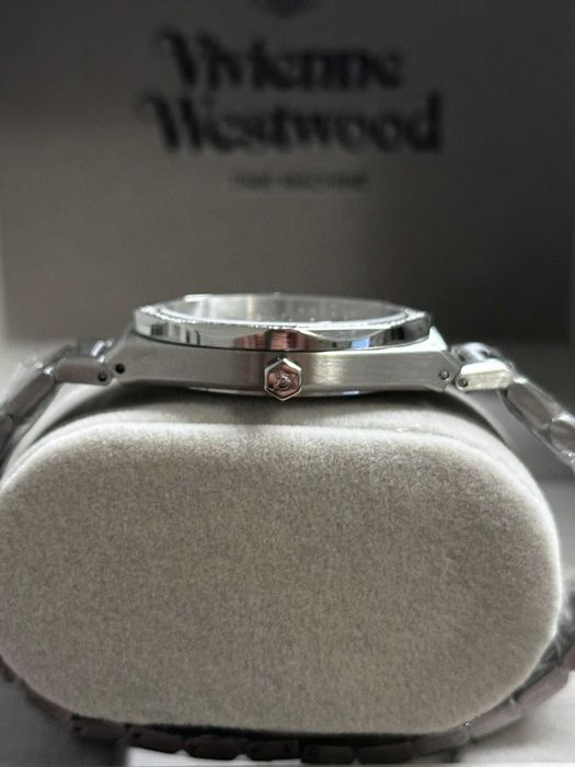 Ceas Vivienne Westwood Limehouse Ladies Quartz Watch with Silver Sunray Dial & Bratara Otel Inoxidabil