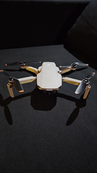 DJI mini 2 pentru piese sau reparat