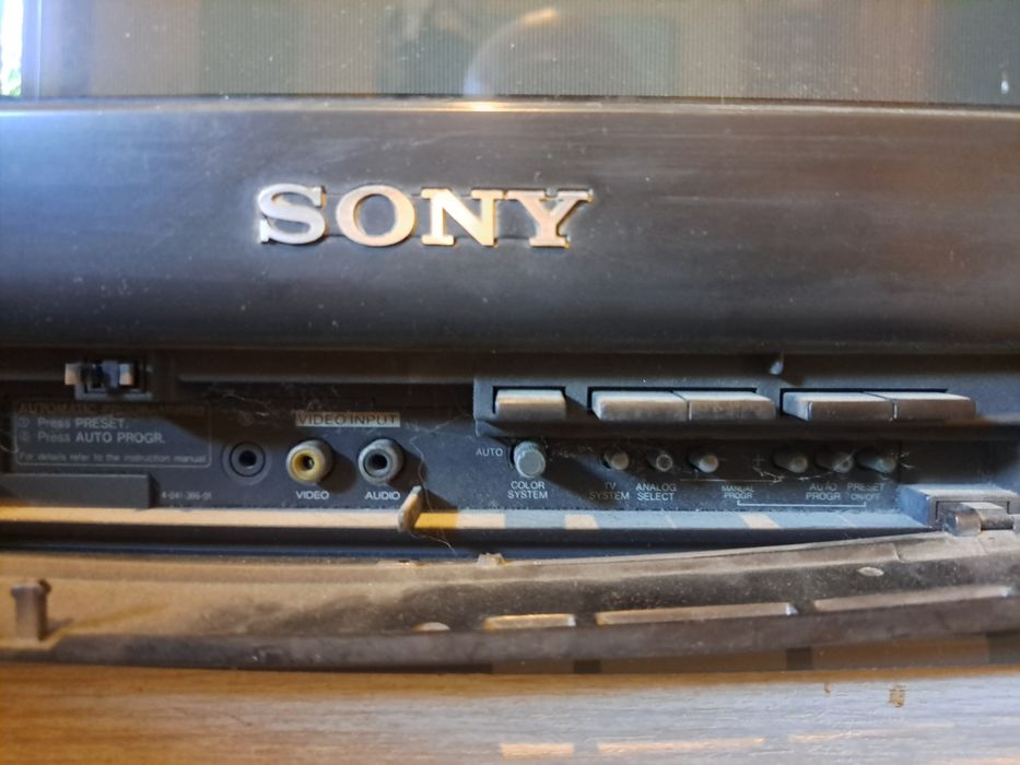 Телевизор Sony trinitron