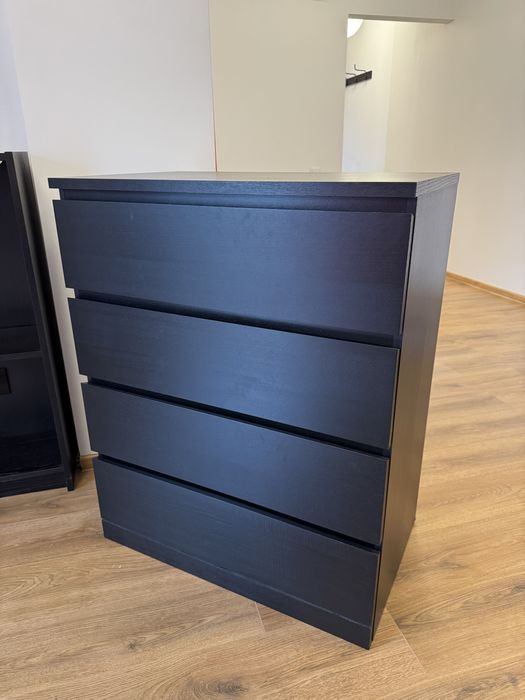 Vand set comoda + etajera + dulap