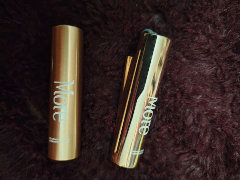 Запалка изцяло метална.