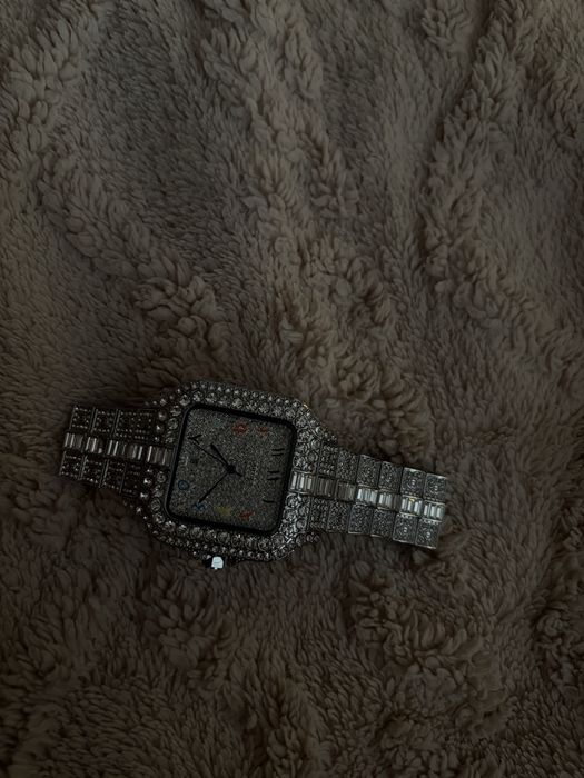 Ceas cartier iced out cu diamante