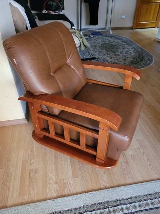 Диван 3+2+1  из дерева