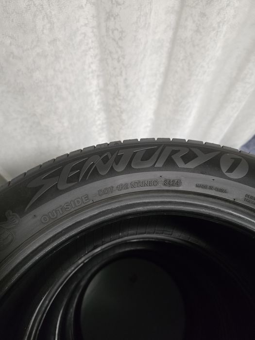 Sentury  215/55/17