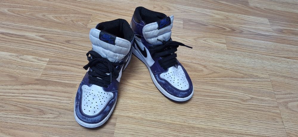 Vând adidasi  în stare foarte bună!