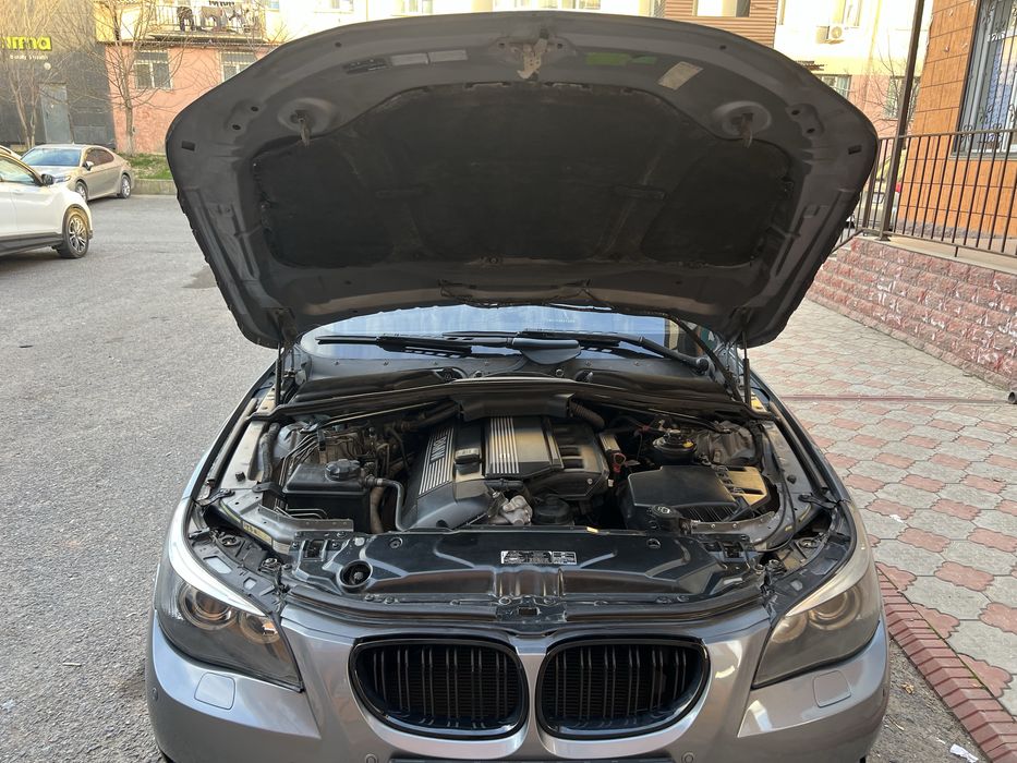 Bmw e60 2003 M54B25