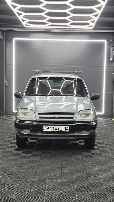 Нива Шевроле 2006 год