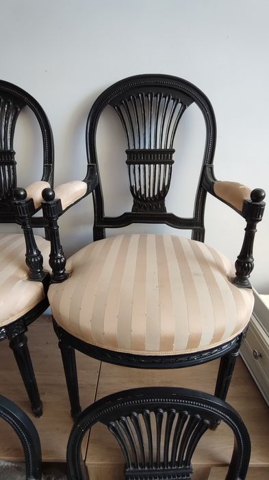 Стари френски столове