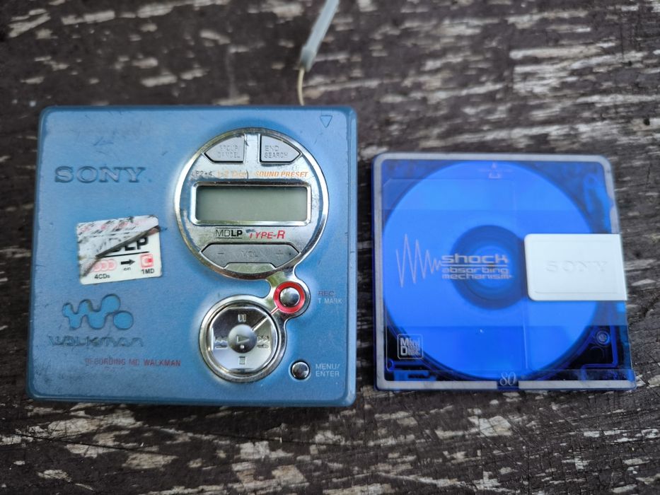 Walkman Sony MZ R-410