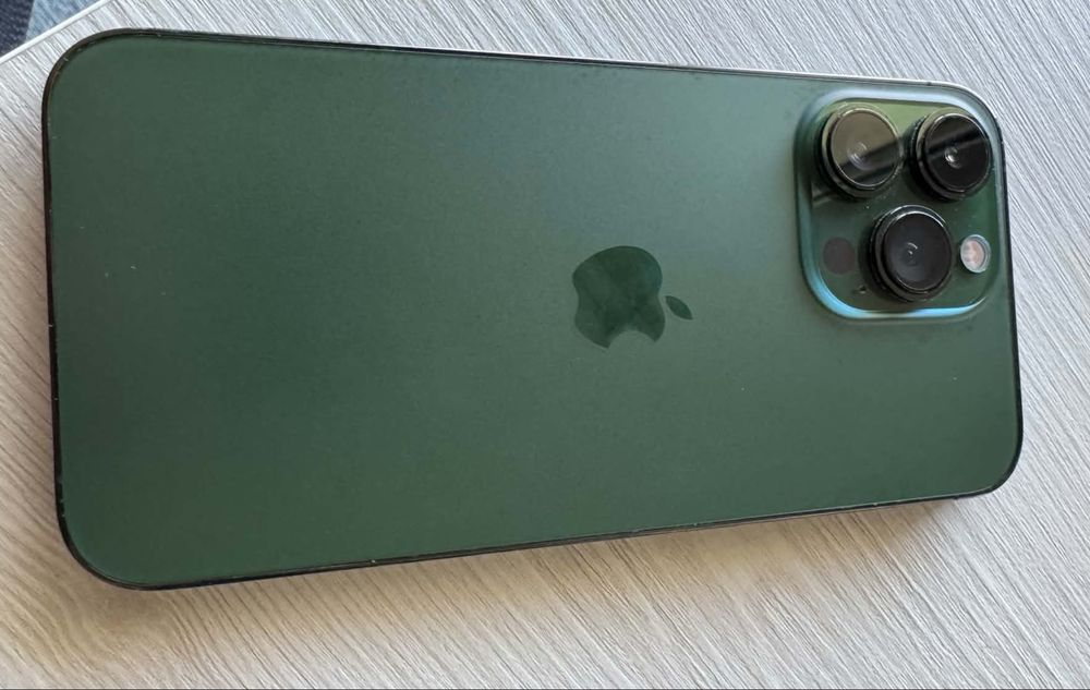 iPhone 13 Pro 256GB – 100% Battery Health – Отличен