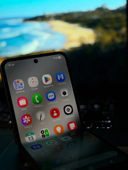 Samsung Galaxy Z Flip 6