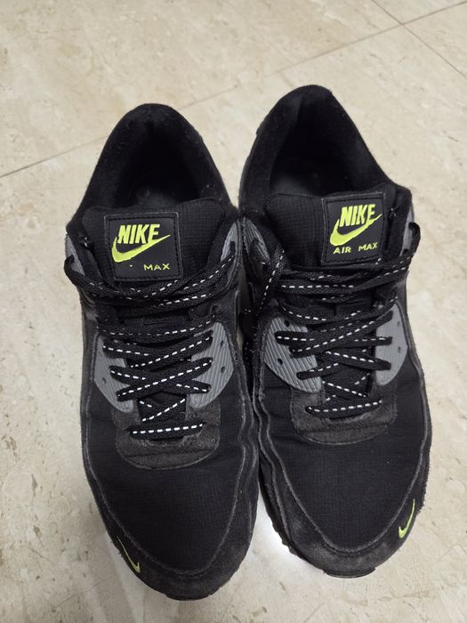 Adidasi Nike Air in stare impecabila