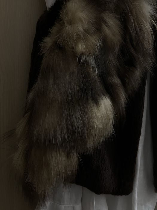 Страхотно късо спортно елегантен елек.