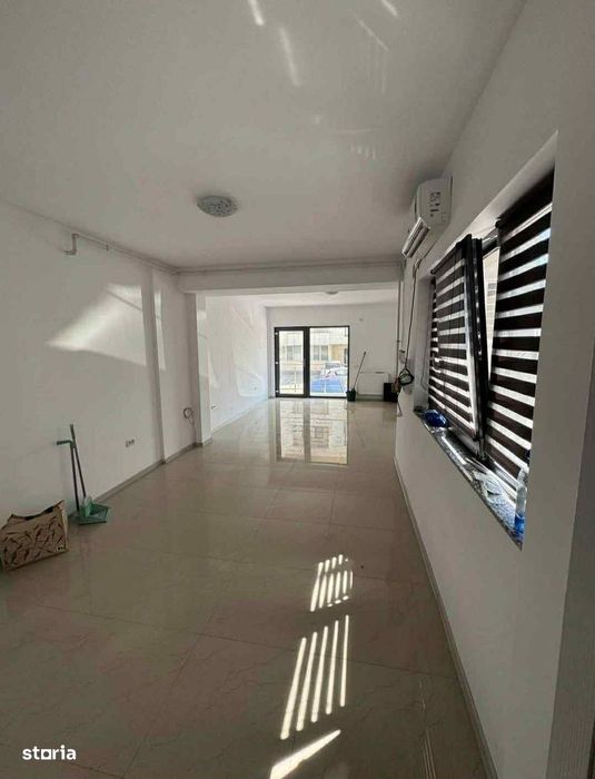 Spatiu comercial Mamaia Nord,50m de plaja