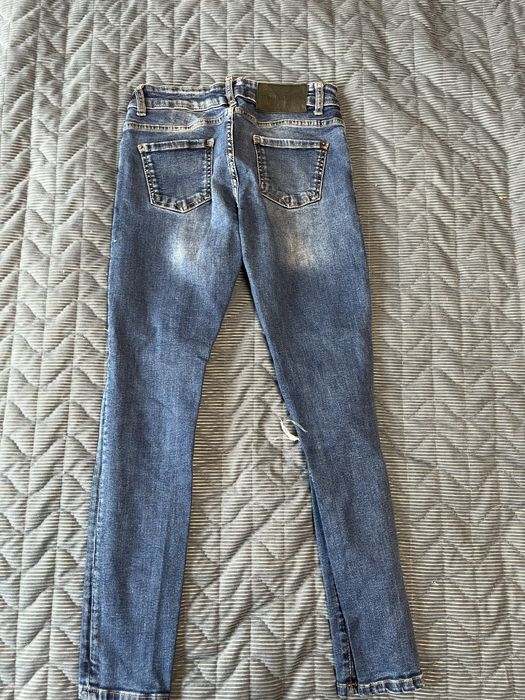 Дънки и панталони