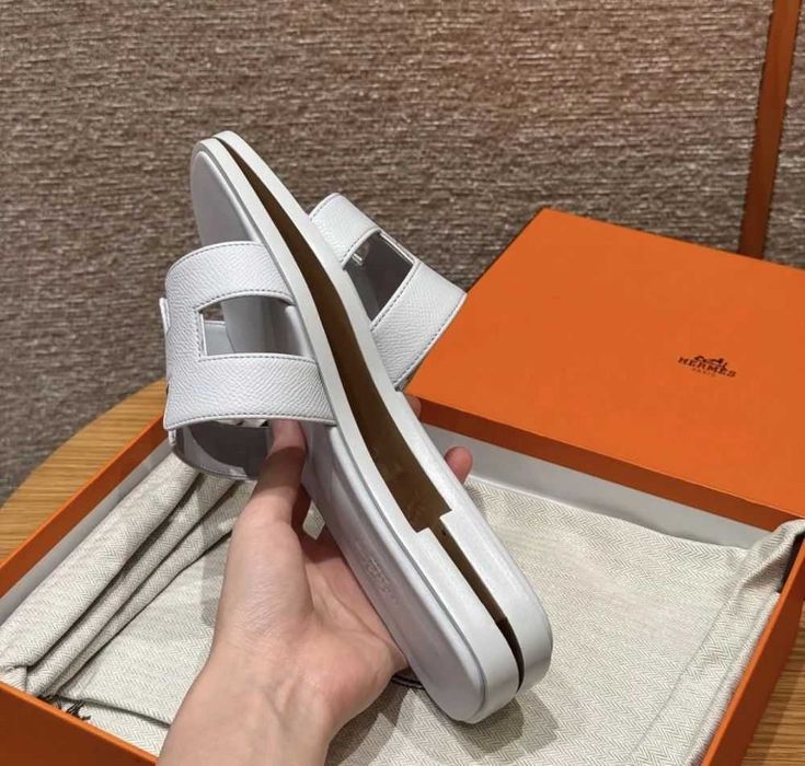 Hermès Oran White