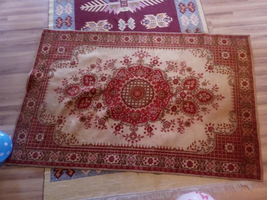 Продам ковер в отличном состоянии