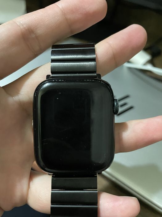 Apple watch 7 (45mm)