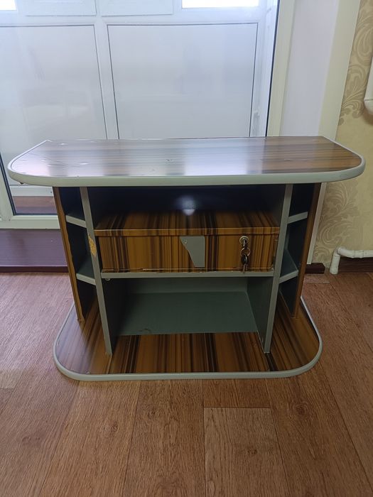 Тумба под телевизор