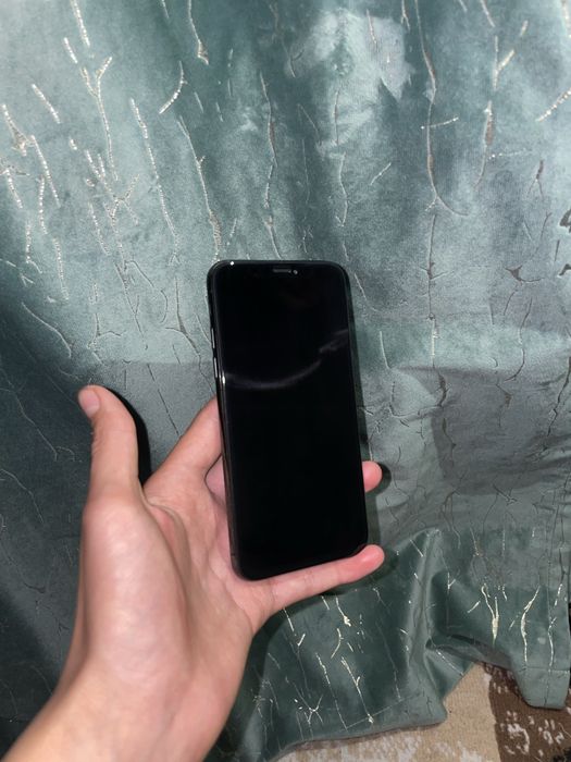 Iphone XS в хорошем состоянии