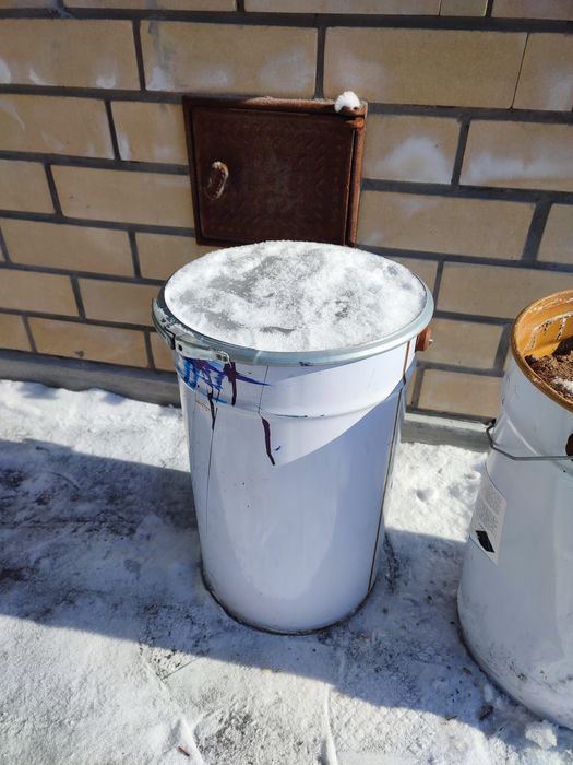 Продам глину в вёдрах