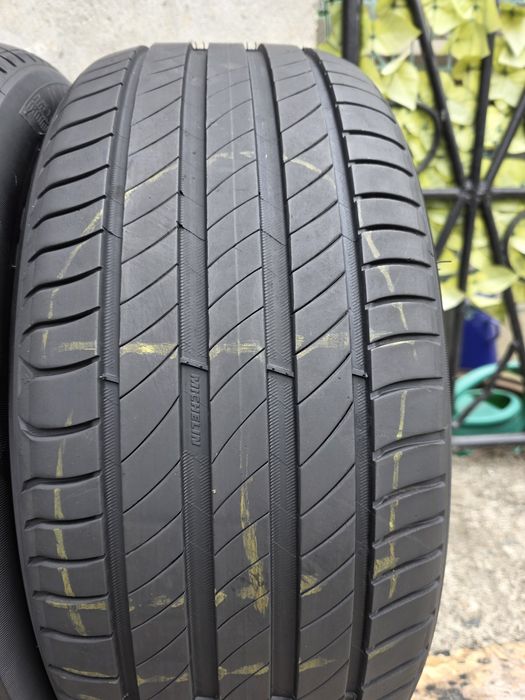 Vând patru anvelope de vara michelin primacy 4 225 45 17 dot 0522