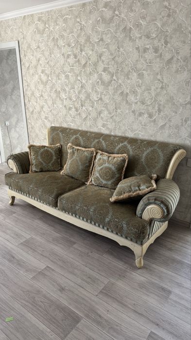 Диван и кресло б/у