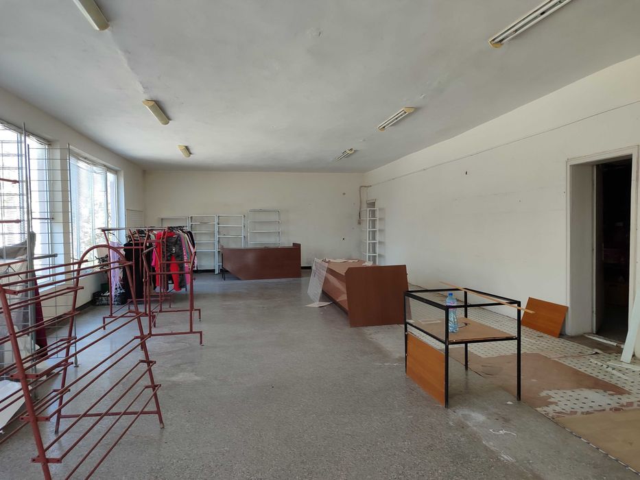 Продава се етаж от сграда в Спасово