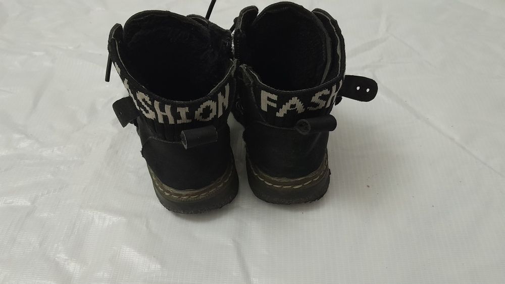 Etik sotiladi. Продаётся сапоги для мальчиков