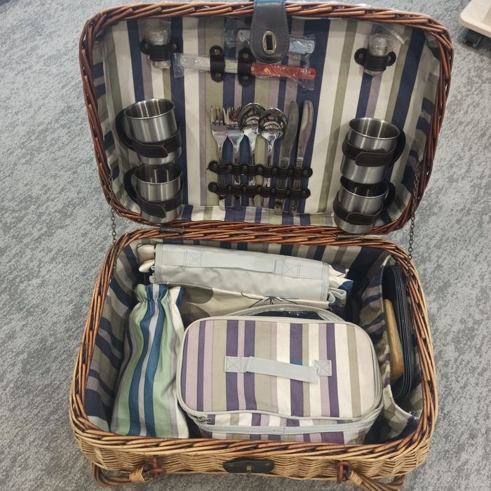 Корзина для пикника